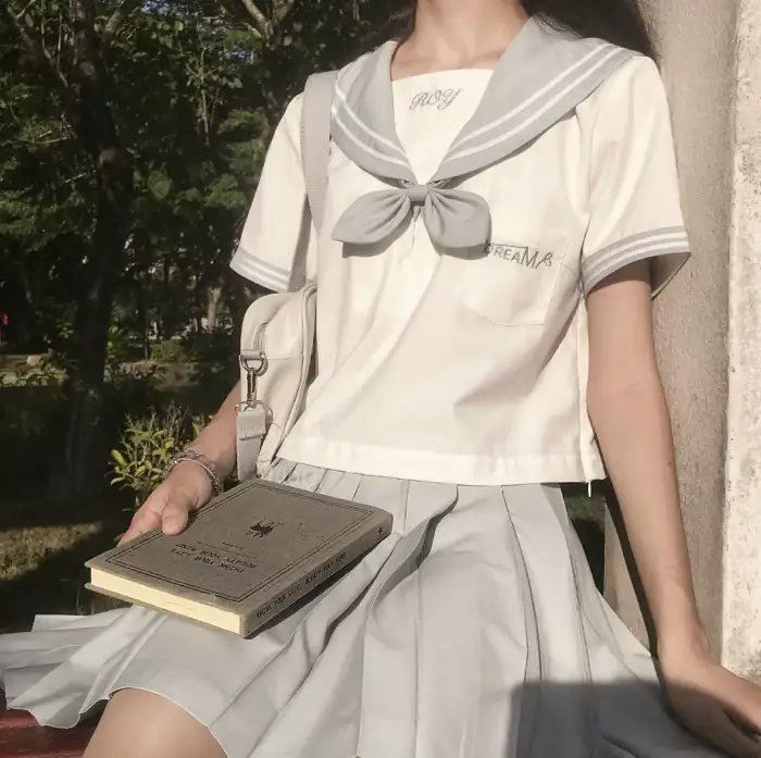 回到古代搞个女团玩玩